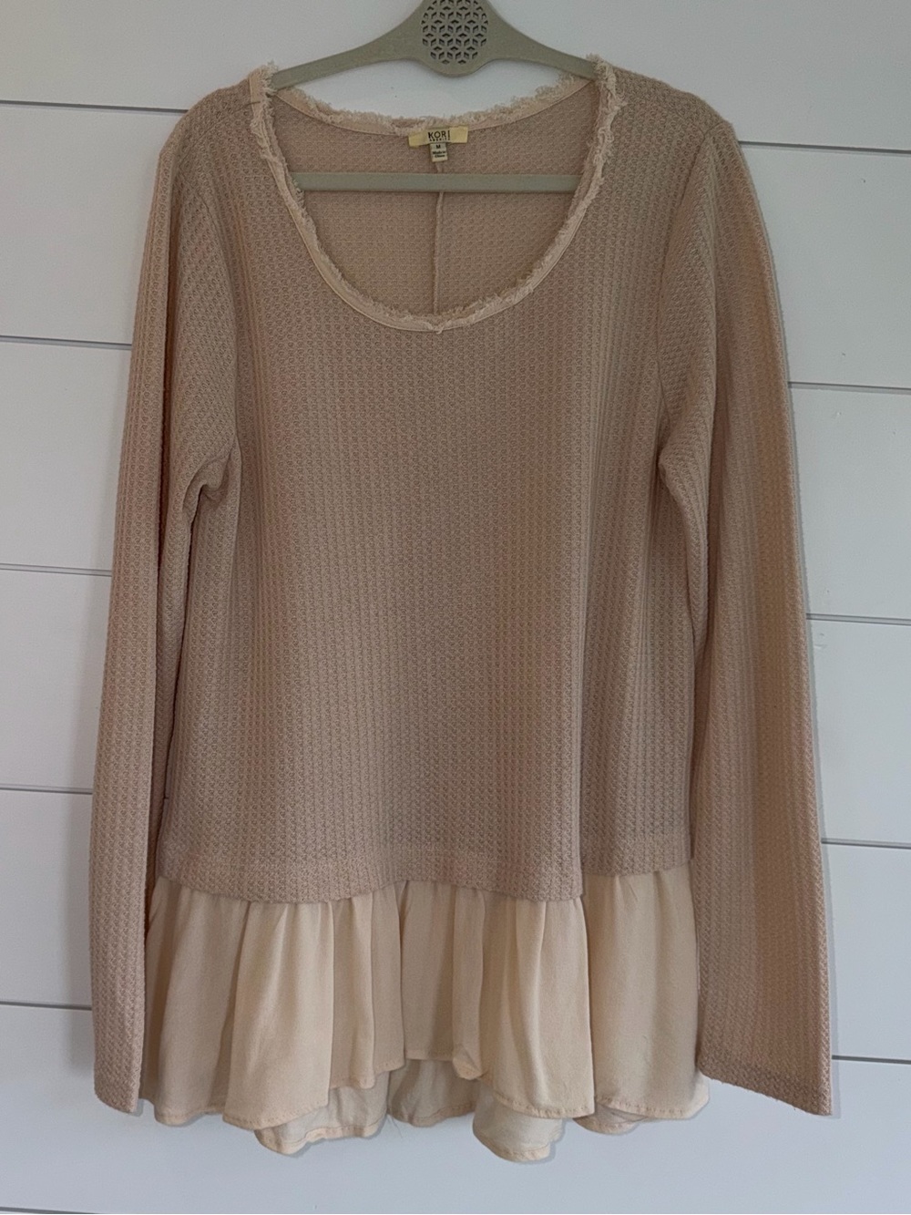 Kori America Waffle Knit Ruffle Tunic Top Medium Beige Boho Thermal Cozy Layered